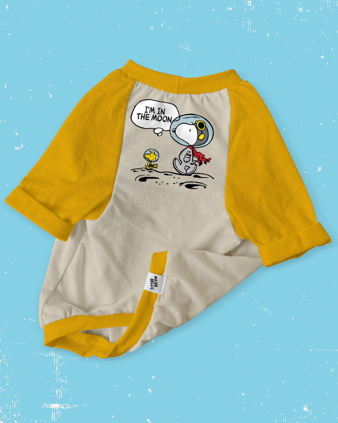 Peanuts | I'm in the moon | Basic Tee
