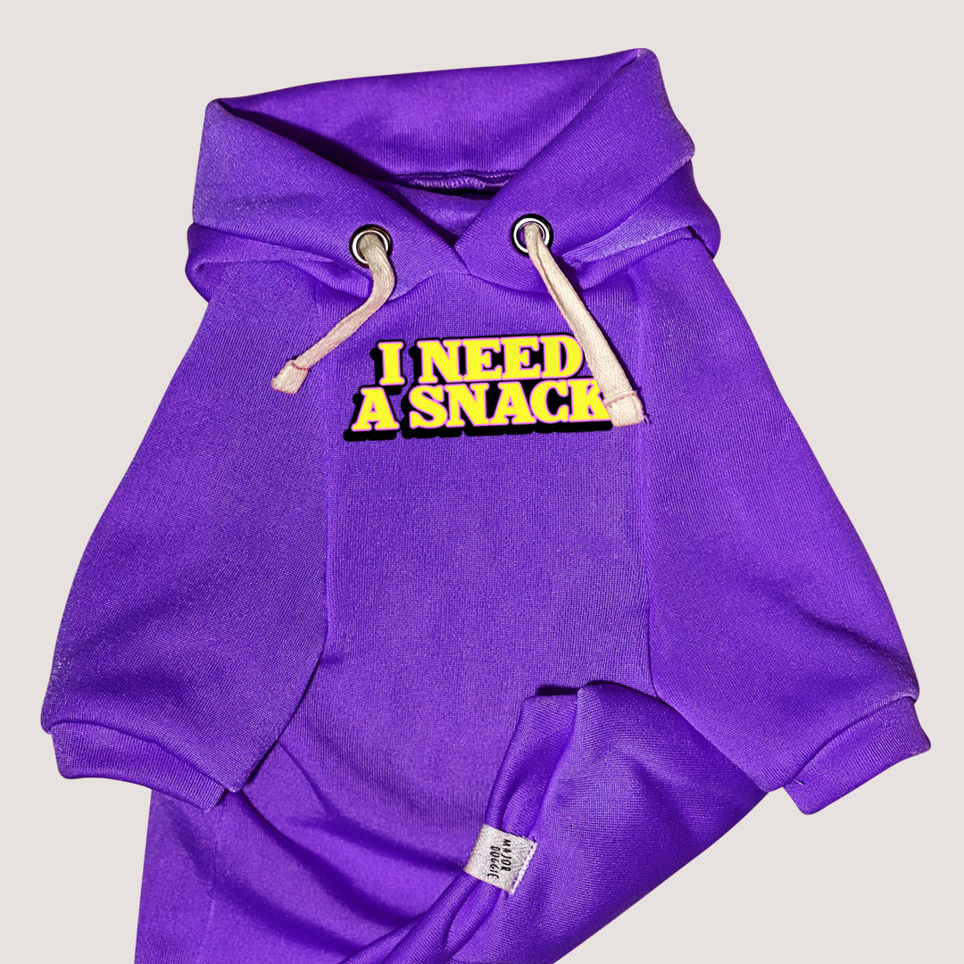 I need a snack | Basic Hoodie