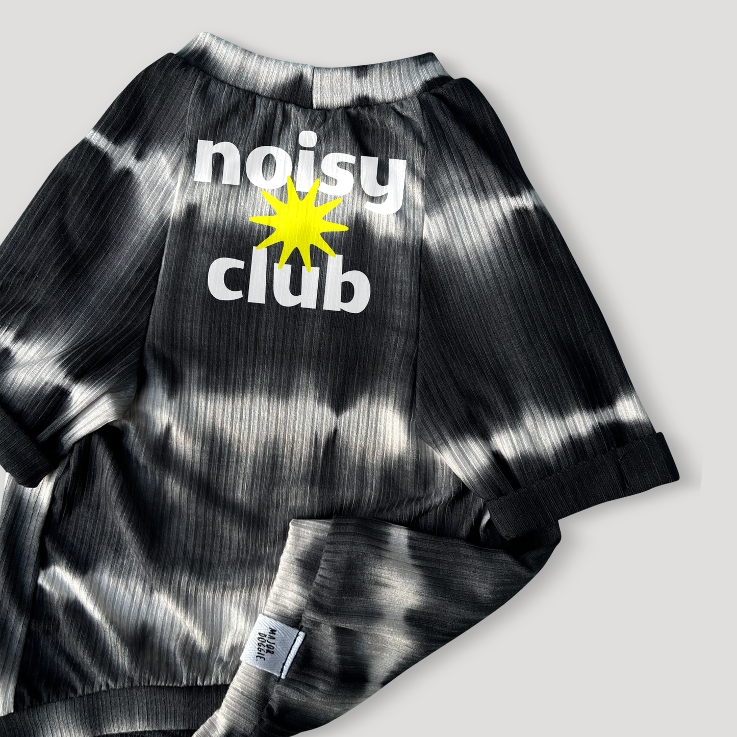 Noisy Club | Lightweight Tee